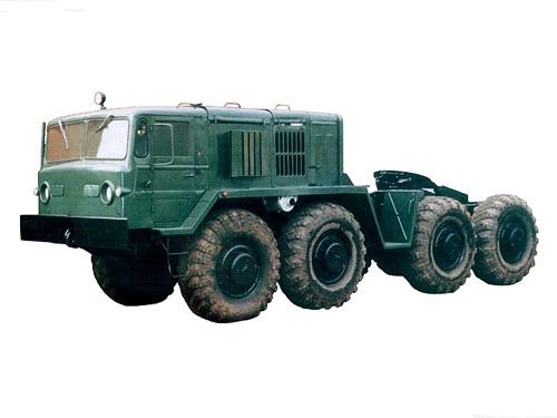 МАЗ-537 с двигателем